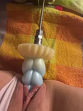 luisa1 online show from September 23, 2025, 6:37 pm