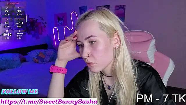 Bunny  of love online show from November 4, 2025, 6:33 pm