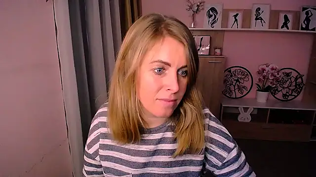 Hot Milady online show from January 9, 2025, 8:24 am