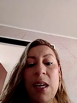 Snapshot of Katalina_S3xy chatting on December 16, 2025, 12:09 pm Katalina S3xy online show from December 16, 2025, 12:09 pm