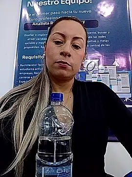 Snapshot of Katalina_S3xy chatting on January 10, 2026, 1:06 pm Katalina S3xy online show from January 10, 2026, 1:06 pm