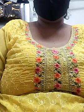 Snapshot of zeepe19 chatting on December 20, 2025, 5:10 am zeepe19 online show from December 20, 2025, 5:10 am