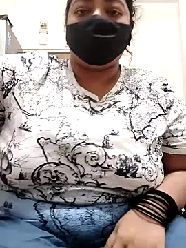 Snapshot of zeepe19 chatting on October 20, 2025, 7:53 am zeepe19 online show from October 20, 2025, 7:53 am