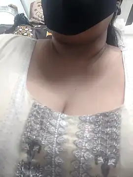 Snapshot of zeepe19 chatting on February 14, 2026, 12:49 pm zeepe19 online show from February 14, 2026, 12:49 pm