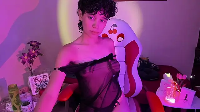 Snapshot of fernanda_indie chatting on February 17, 2025, 5:23 pm fernanda indie online show from February 17, 2025, 5:23 pm