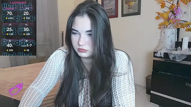 Lillianhot68 online show from October 24, 2025, 6:45 am