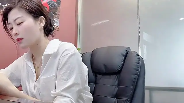 QianF-666 online show from October 18, 2025, 3:19 am