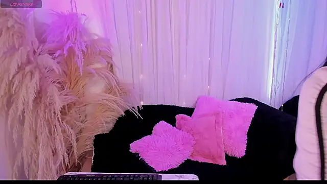 Hannie ws online show from October 1, 2025, 8:46 pm