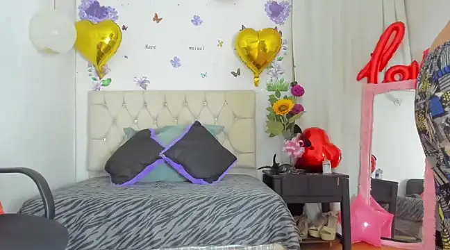 Snapshot of _Melany1 chatting on February 19, 2025, 8:20 pm Melany1 online show from February 19, 2025, 8:20 pm