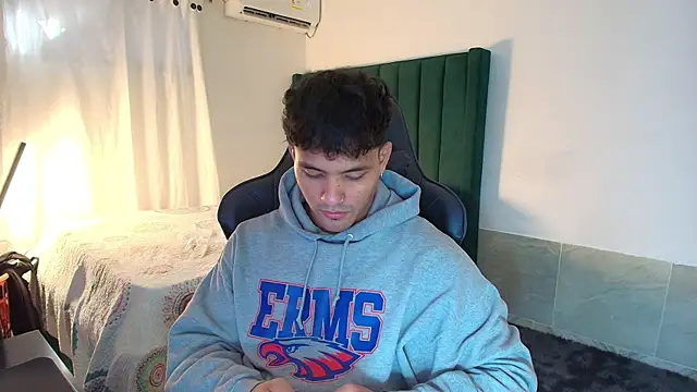 Snapshot of man_dur07 chatting on November 27, 2025, 7:58 pm man dur07 online show from November 27, 2025, 7:58 pm