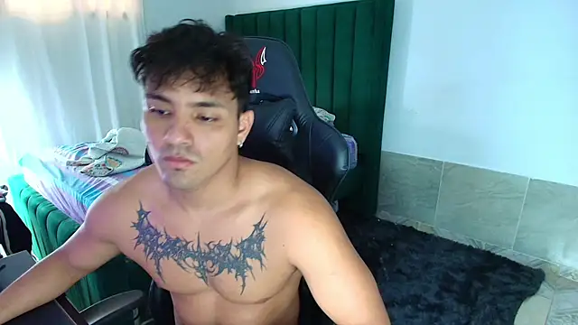 man dur07 online show from April 17, 2026, 9:39 pm