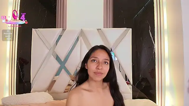 Snapshot of Valery_wang chatting on March 12, 2025, 6:11 pm Valery wang online show from March 12, 2025, 6:11 pm