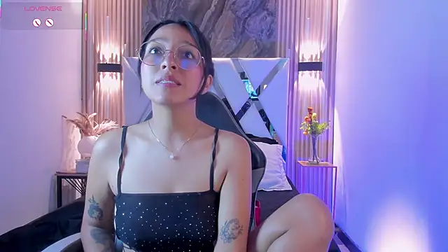 Valery wang online show from April 10, 2026, 11:50 am