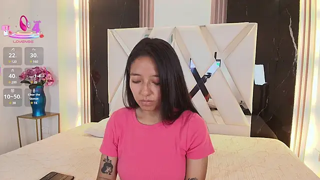 Snapshot of Valery_wang chatting on March 1, 2025, 3:05 pm Valery wang online show from March 1, 2025, 3:05 pm