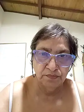 Snapshot of florecita69 chatting on October 19, 2025, 1:41 am florecita69 online show from October 19, 2025, 1:41 am