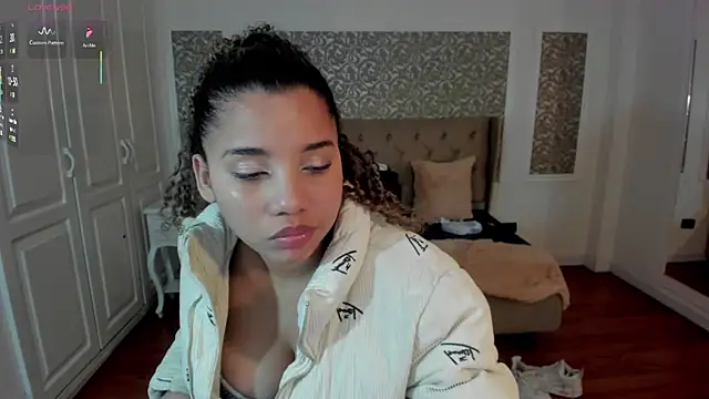 Mayaa ross online show from September 15, 2025, 1:39 am