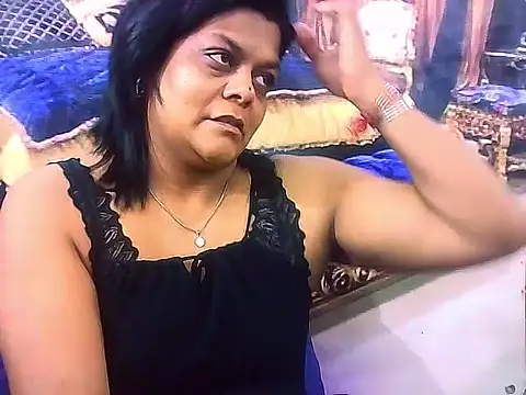 indianCherryPie online show from November 11, 2025, 5:24 am