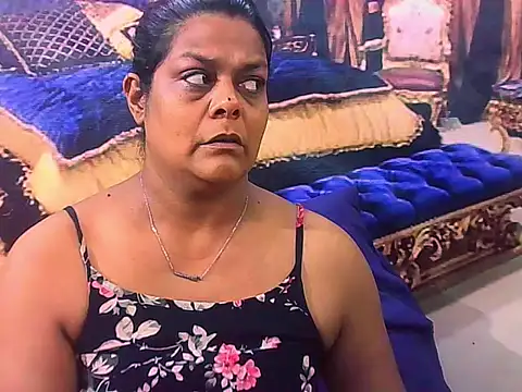 indianCherryPie online show from February 9, 2026, 5:27 am