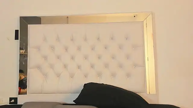 brendamaz online show from December 18, 2025, 11:47 am