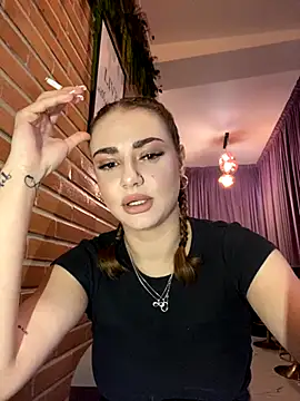 Abby  White online show from September 27, 2025, 3:51 pm