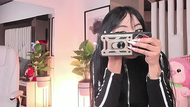 Snapshot of Kitty_Eliffe chatting on December 4, 2025, 10:09 pm Kitty Eliffe online show from December 4, 2025, 10:09 pm