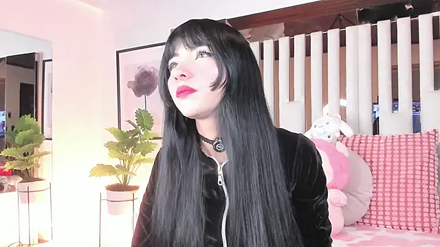 Snapshot of Kitty_Eliffe chatting on December 14, 2025, 8:58 pm Kitty Eliffe online show from December 14, 2025, 8:58 pm