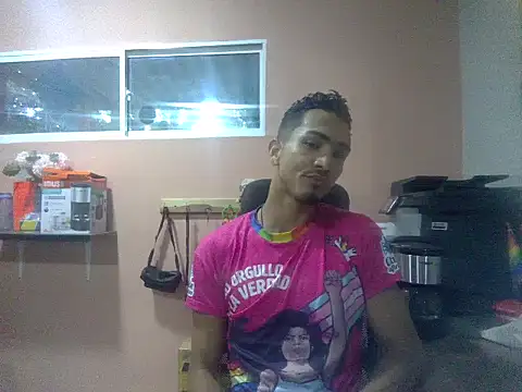 jeremy scott online show from September 16, 2025, 1:56 pm