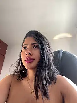 AlessaPears online show from January 8, 2025, 2:25 pm