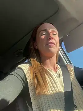 Snapshot of lola_tentatiion chatting on March 6, 2025, 1:35 pm lola tentatiion online show from March 6, 2025, 1:35 pm