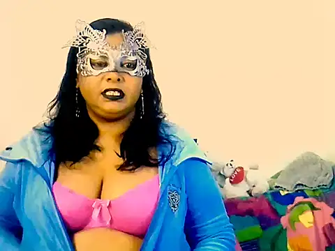 Mysterylady143 online show from November 6, 2025, 6:45 pm