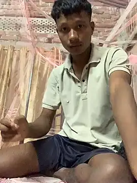 Snapshot of ShroveRising chatting on November 13, 2025, 4:11 pm ShroveRising online show from November 13, 2025, 4:11 pm