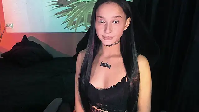 Snapshot of MilaAsh chatting on June 26, 2026, 9:26 am MilaAsh online show from June 26, 2026, 9:26 am