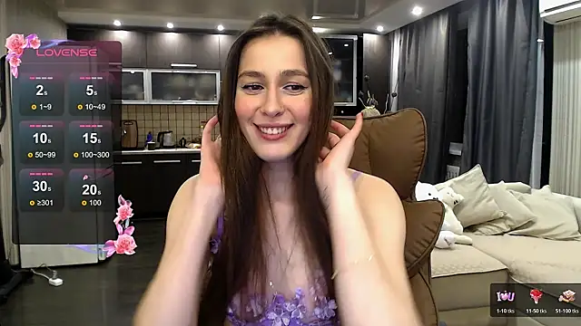 Doll Jasmine  online show from April 15, 2026, 8:20 pm