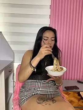 Lilith pinkk online show from December 4, 2024, 7:28 pm