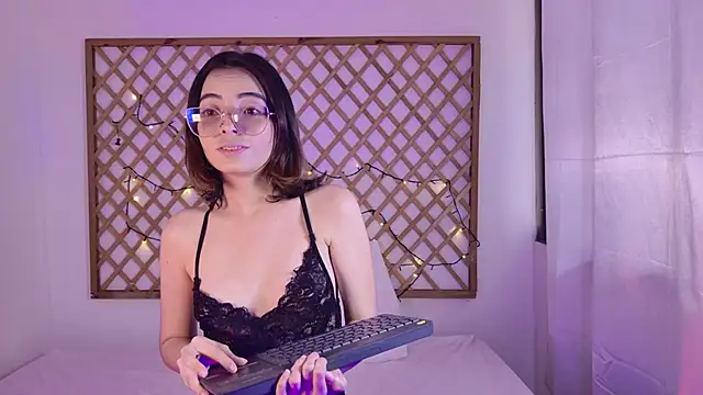 anietorres online show from April 23, 2026, 8:21 pm