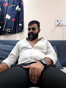 Fun Guuy online show from April 8, 2026, 3:52 am