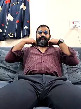 Fun Guuy online show from February 9, 2026, 2:42 am