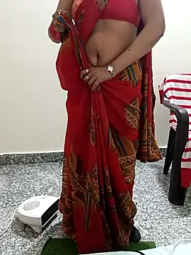 Snapshot of Saroj-Shah chatting on February 4, 2026, 6:52 am Saroj-Shah online show from February 4, 2026, 6:52 am