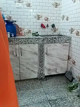 Snapshot of Saroj-Shah chatting on February 18, 2026, 7:39 am Saroj-Shah online show from February 18, 2026, 7:39 am