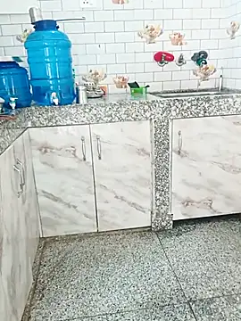 Saroj-Shah online show from November 21, 2025, 5:50 am