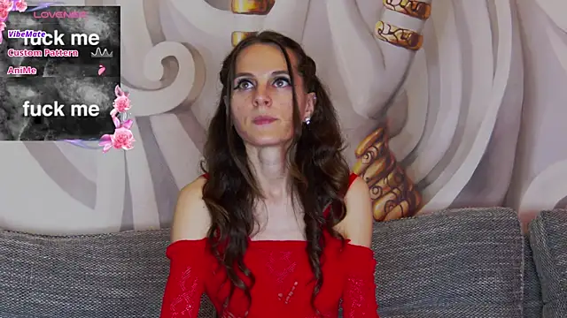 hailey peach online show from November 3, 2025, 6:11 pm