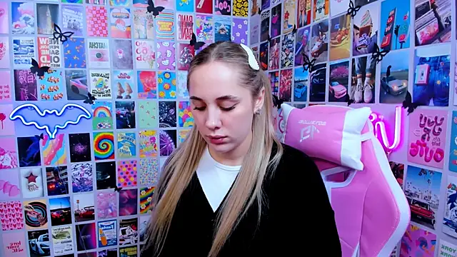 Snapshot of MiaMilas chatting on February 17, 2026, 3:09 pm MiaMilas online show from February 17, 2026, 3:09 pm