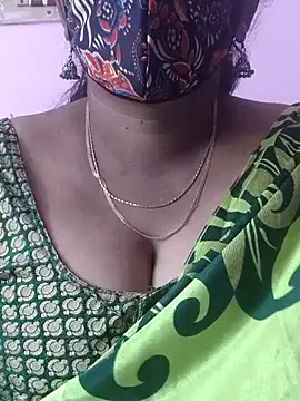 mallu-sumi online show from October 30, 2025, 6:44 am