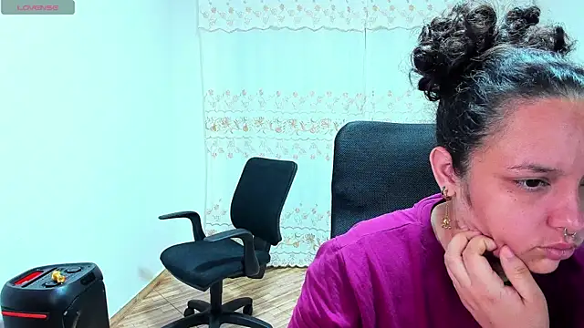 Snapshot of Mabelydani chatting on September 11, 2025, 10:26 am Mabelydani online show from September 11, 2025, 10:26 am