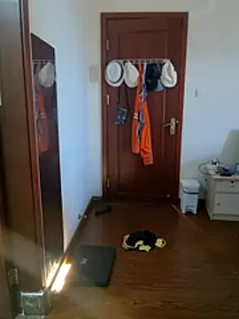 hkwildguy online show from May 28, 2026, 5:48 am