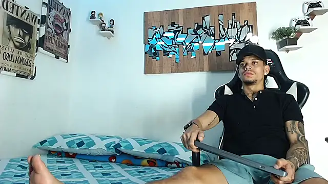 Friendsofeverything  online show from April 12, 2026, 2:26 am