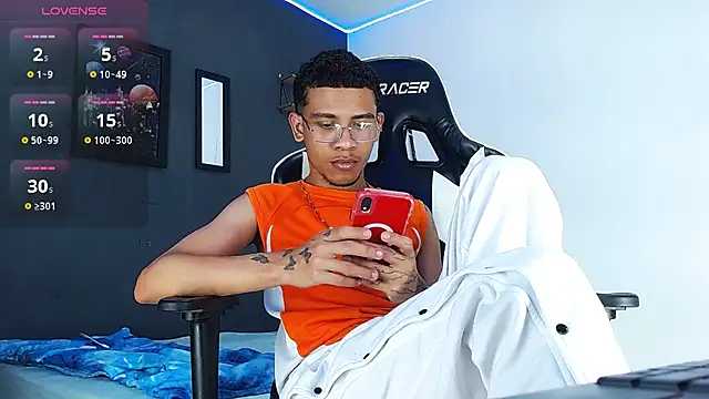 Romancartier 1 online show from December 31, 2024, 11:17 pm