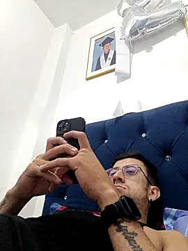 stivevv online show from March 6, 2026, 1:33 am