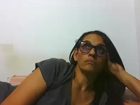 latinbrunettet online show from February 17, 2025, 5:23 pm