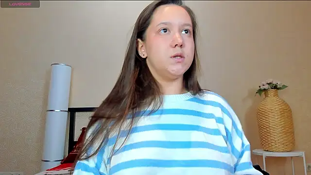 Mira Karter online show from October 20, 2025, 11:44 am